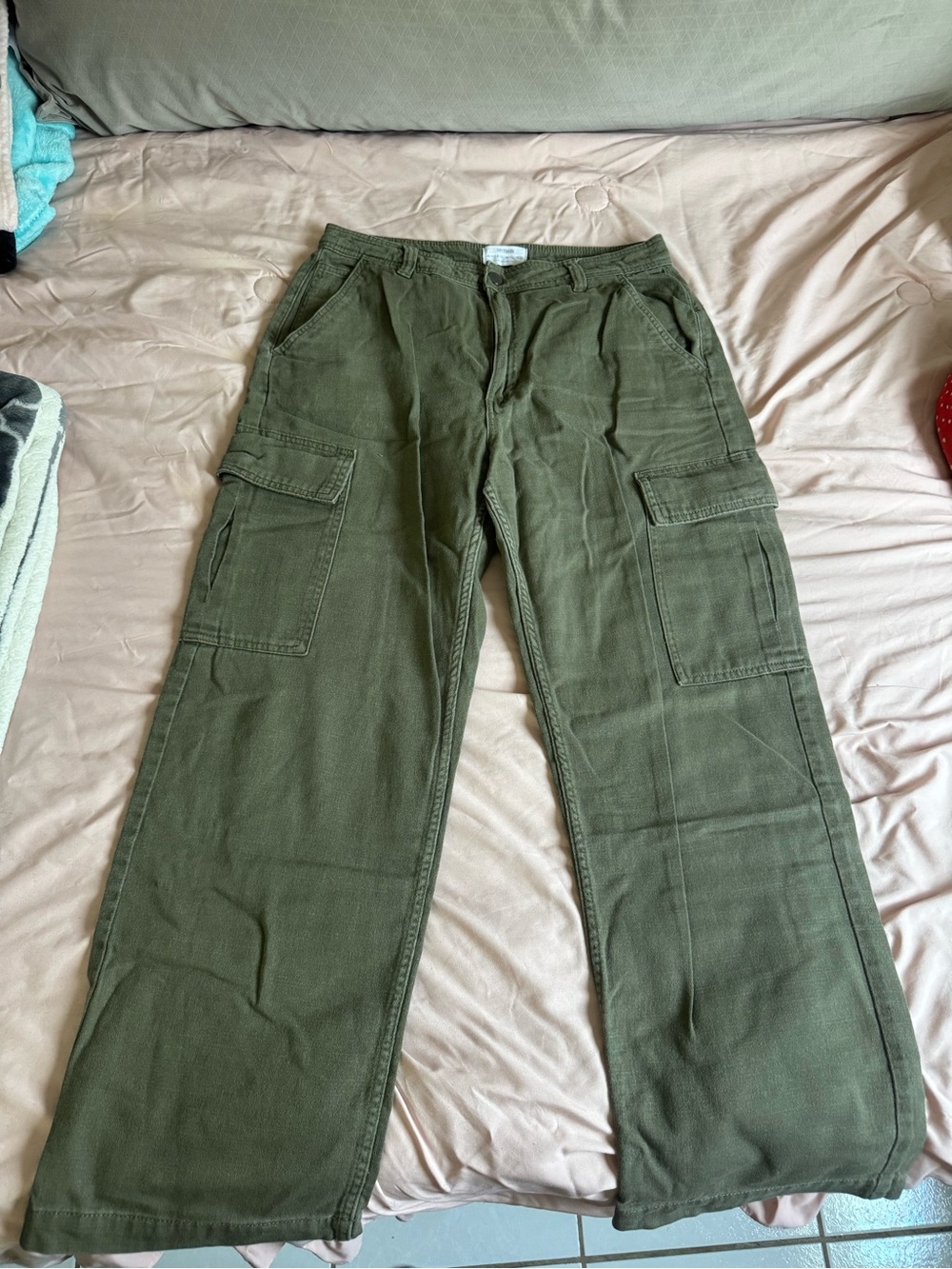 Cotton On Men's Cargo Pants in Olive Green